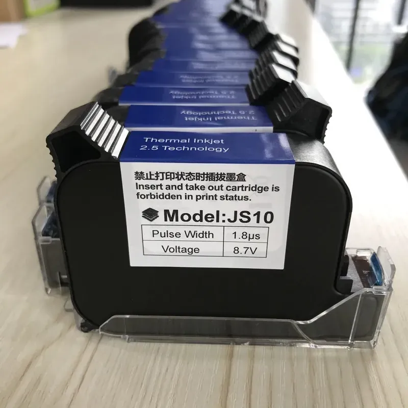 White ink cartridges – product photo 1